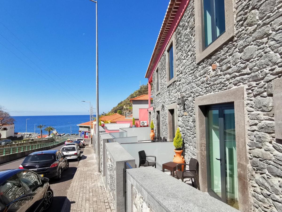 Charming Studios in Calheta Beach - Villa Esmeralda Esterno foto