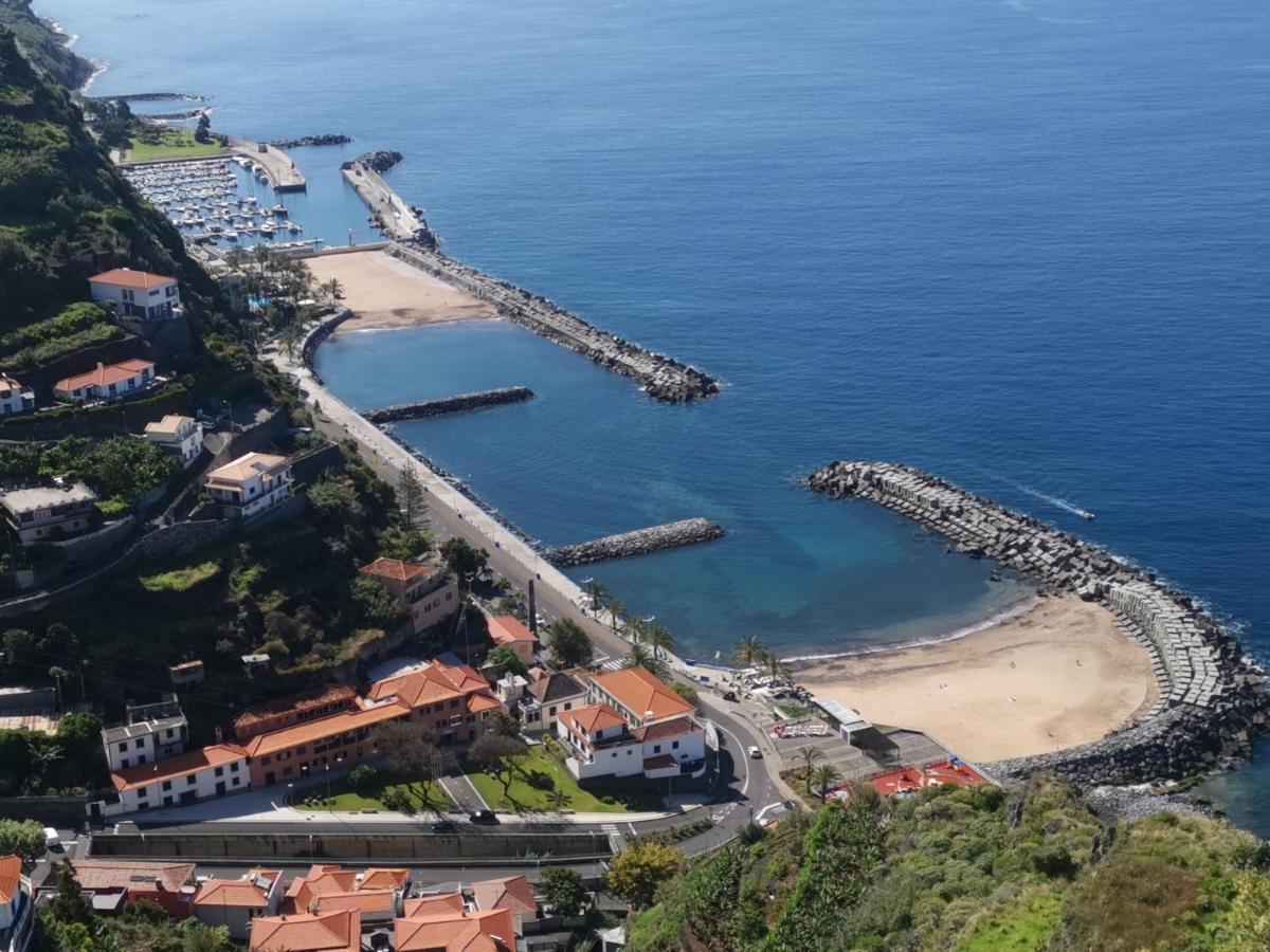 Charming Studios in Calheta Beach - Villa Esmeralda Esterno foto